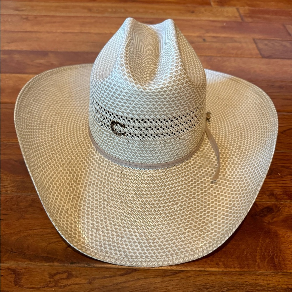Charlie 1 Horse High Cal size 7 .